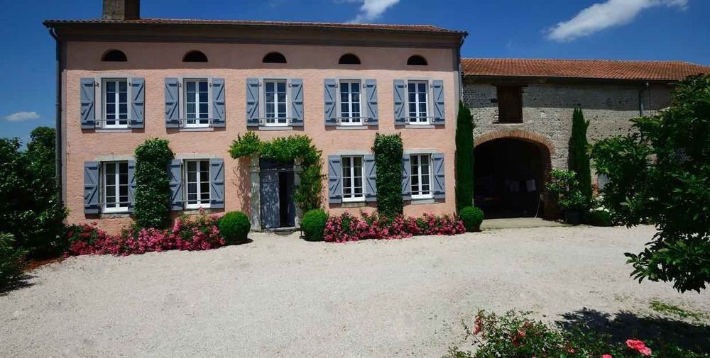 La Maison D'Anais Vic-en-Bigorre Luaran gambar