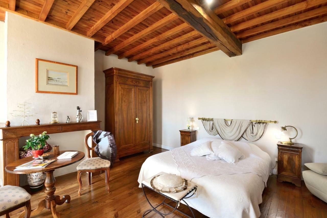 La Maison D'Anais Vic-en-Bigorre Luaran gambar